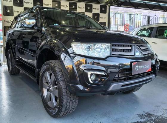MITSUBISHI PAJERO 3.2 4X4 16V TURBO INTERCOOLER DIESEL 4P AUTOMÁTICO MITSUBISHI PAJERO 3.2 4X4 16V TURBO INTERCOOLER DIESEL 4P AUTOMÁTICO